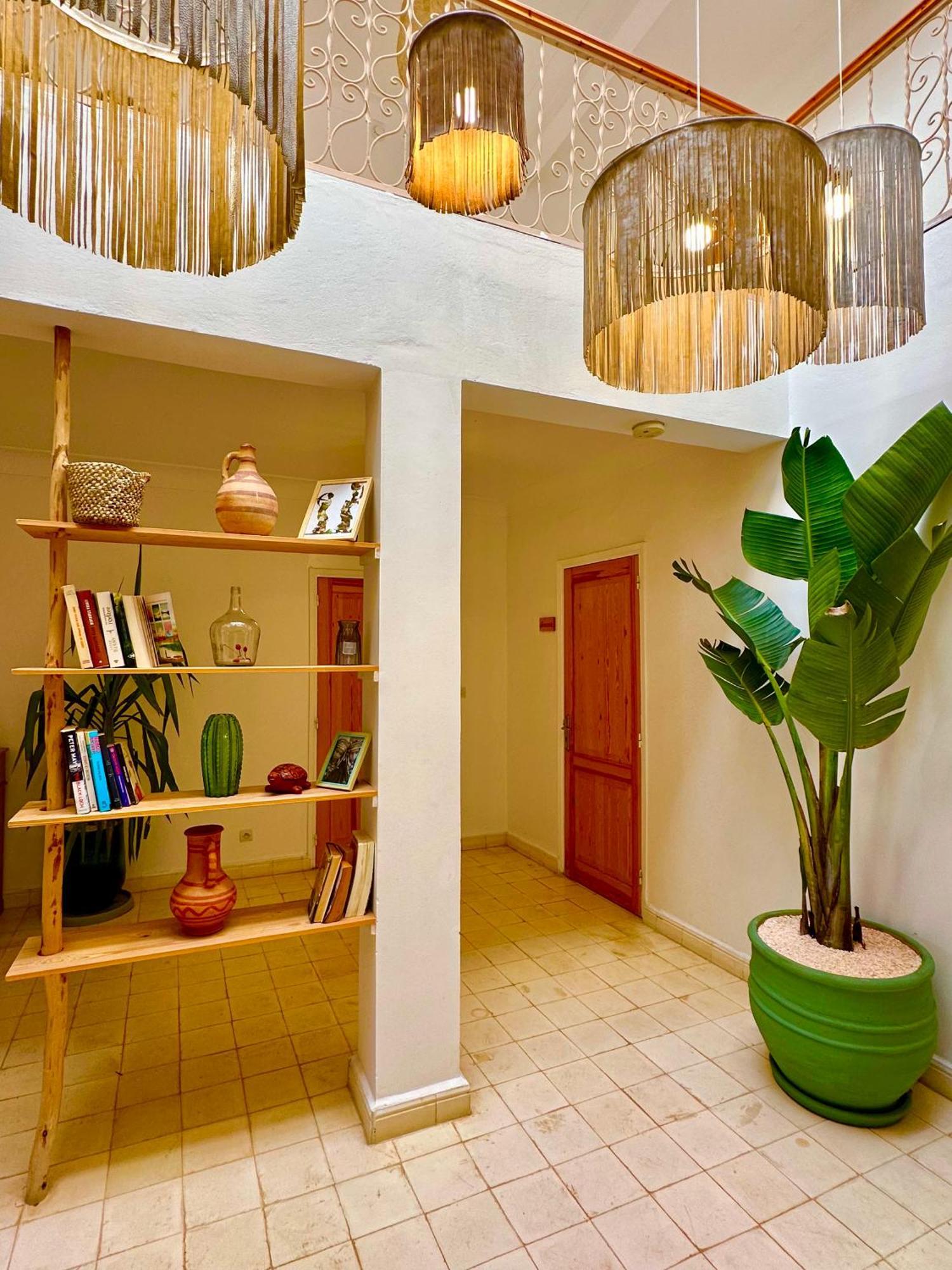 Villa Nour 에사우이라 외부 사진